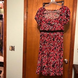 Patterned short sleeve midi dress